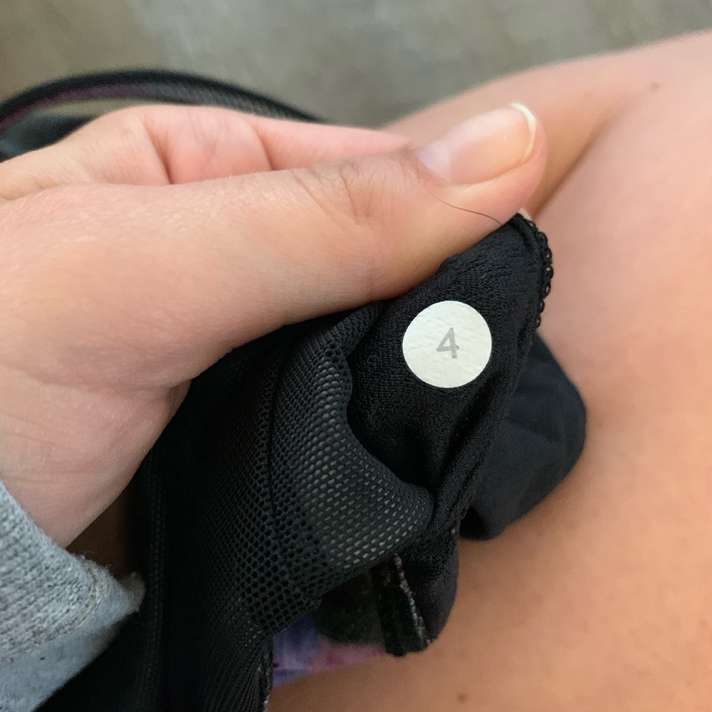 LuluLemon Floral Pirouette Sports Bra - Picture 14 of 16